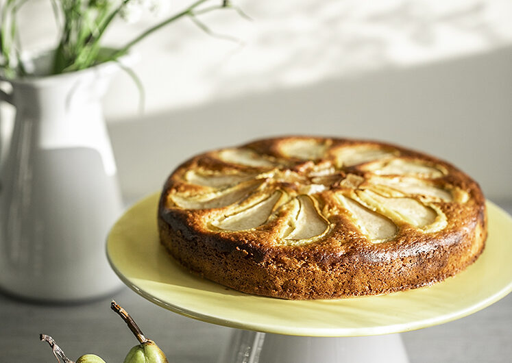 Super Rich and Moist Three Ginger and Pear Cake.