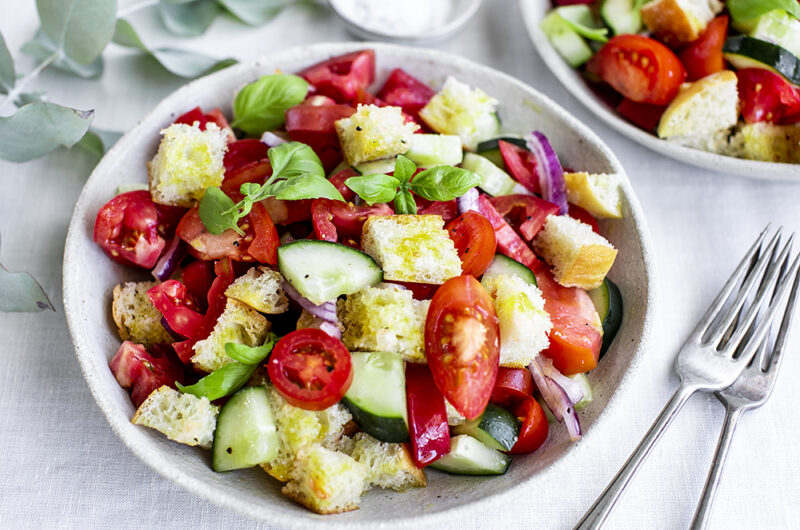 Quick and Easy Summer Panzanella Salad