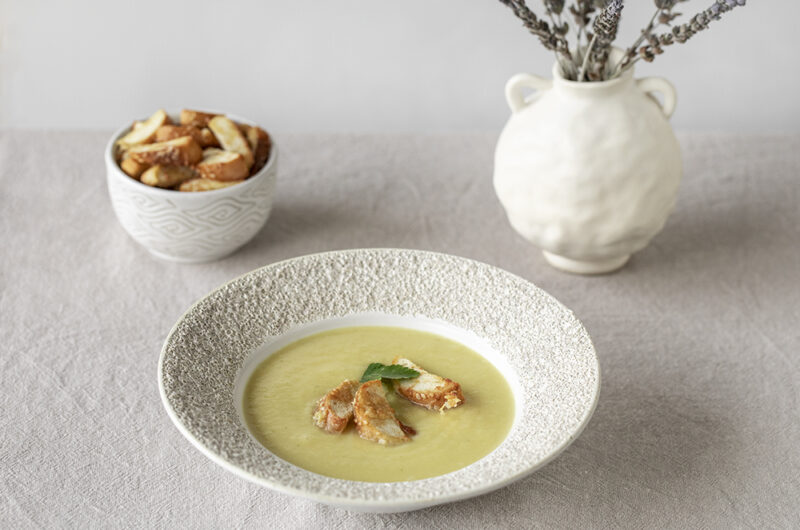 Creamy Swede Soup with Cheese Croutons